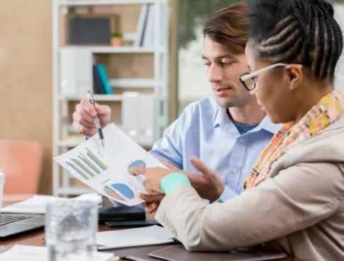 Bachelor Tremplin : 5 raisons de se (re)lancer en compta-finance
