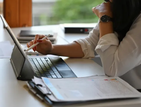 Bachelor Comptabilité en alternance : le bon choix ?