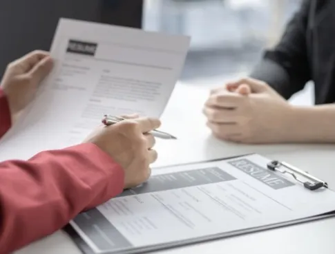 Les m&eacute;tiers qui recrutent apr&egrave;s un MBA : tendances 2026 c&ocirc;t&eacute; finance