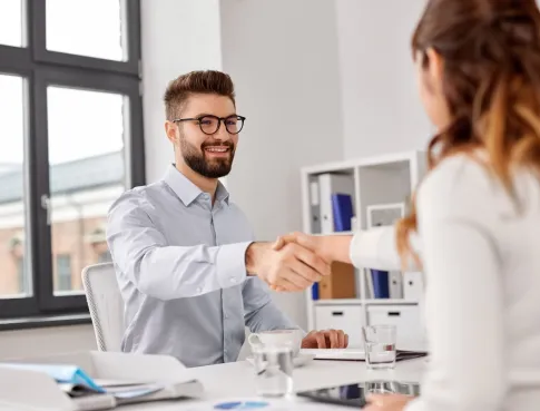 Pourquoi les PME recrutent de plus en plus de jeunes profils pour g&eacute;rer leur comptabilit&eacute;