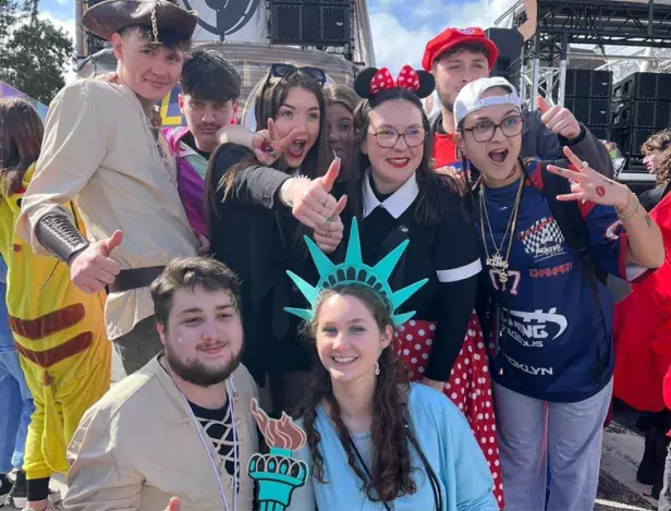 Carnaval-étudiant-IHECF-Caen