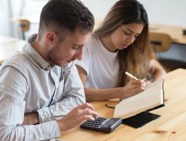 choisir-l'alternance-pour-les-metiers-de-la-comptabilite-dcg-diplome-de-comptabilite-gestion