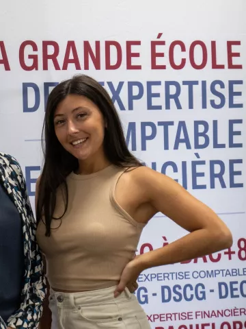 Manon Pauli