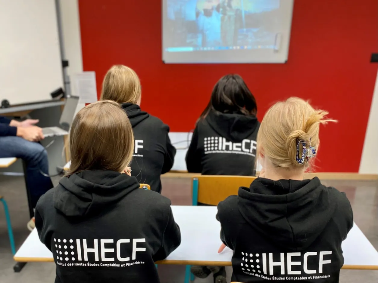 IHECF 2 Modele-photo-article-(6)